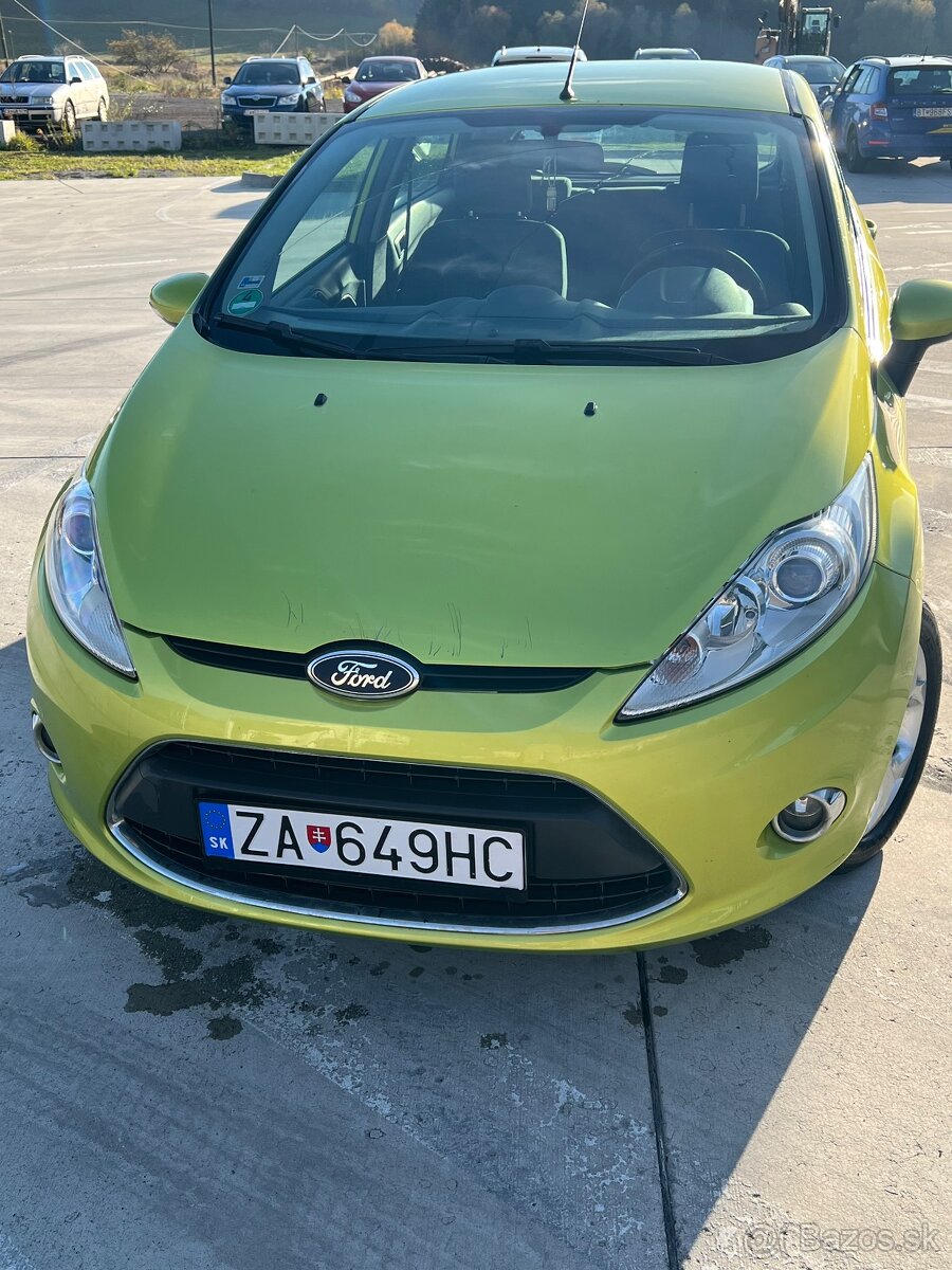 Ford Fiesta Titanium 1.4i 16 V - 2