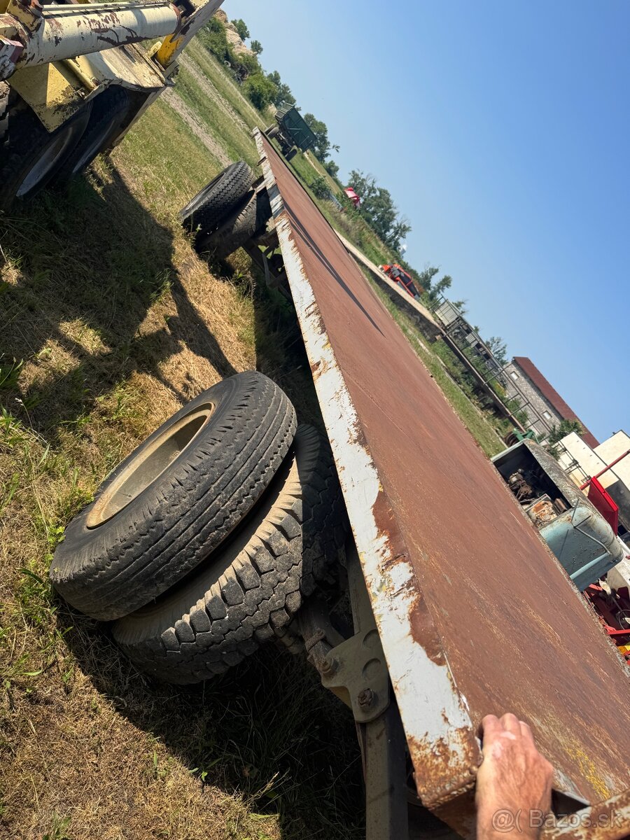 Predám 11m dlhu vlečku na baliky - 2