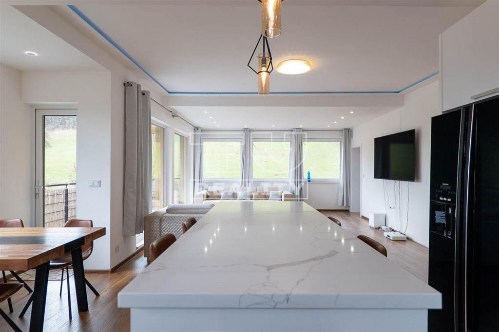 ZNÍŽENÁ CENA – Výnimočný RD 4KK v obci Horný Vadičov - 2