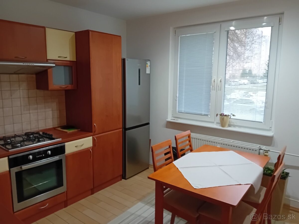 Prenájom - 3izb - 2