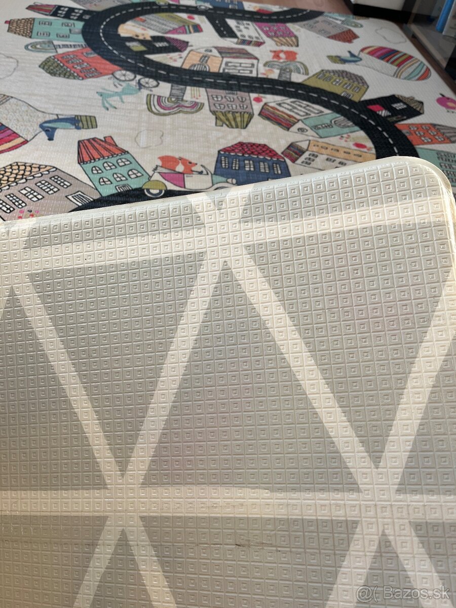 Podložka na hranie SKIP HOP - 2