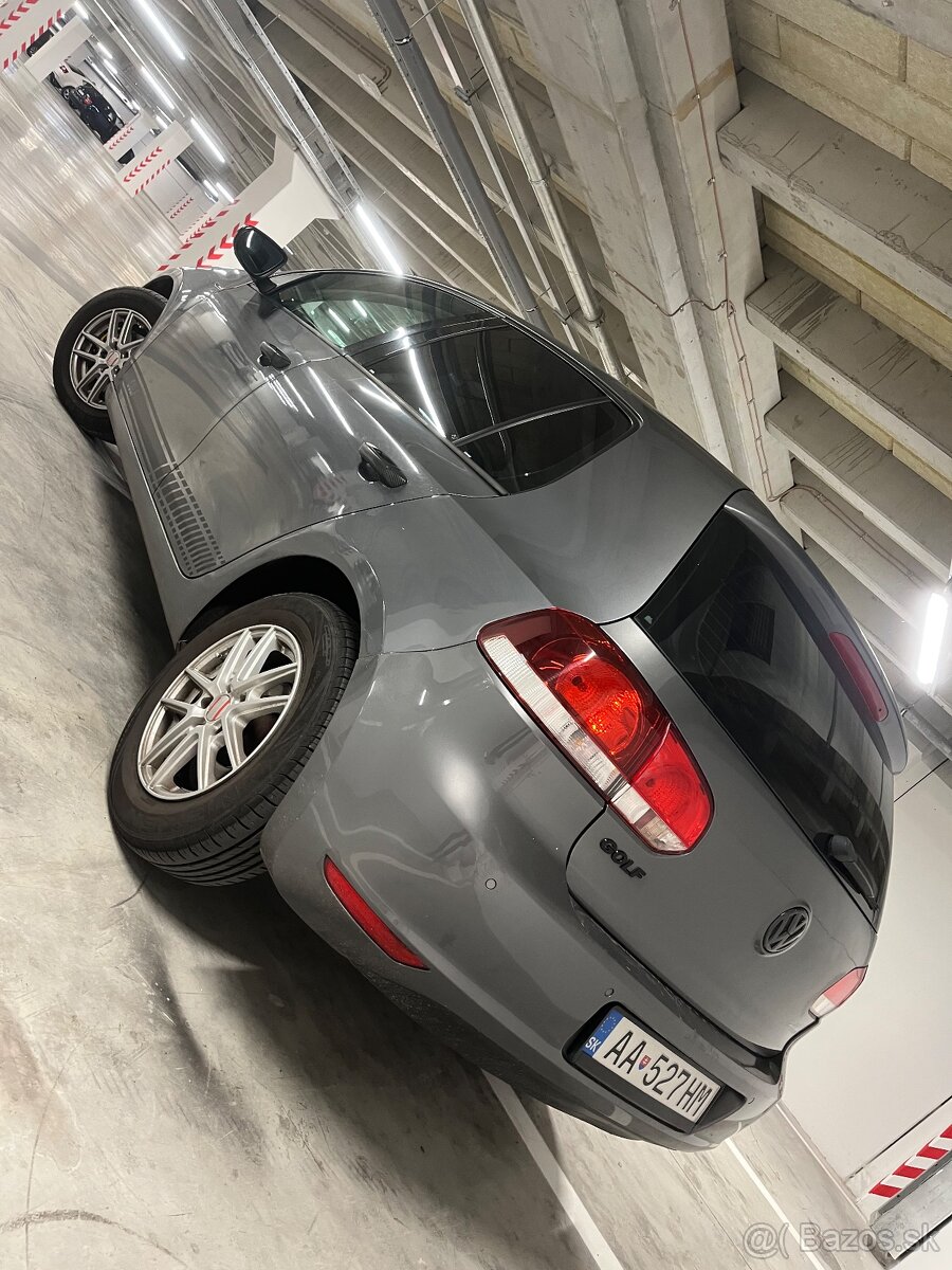 Volkswagen Golf 6 1.4 benzín - 2