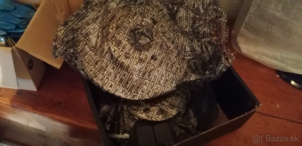 Nová sada predných bŕzd RIDEX 3405B0010 – kotúče + platničky - 2