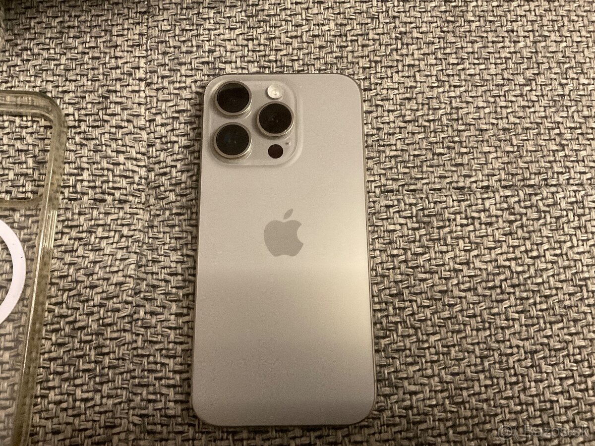 Apple iPhone 15 pro 128 GB - 2