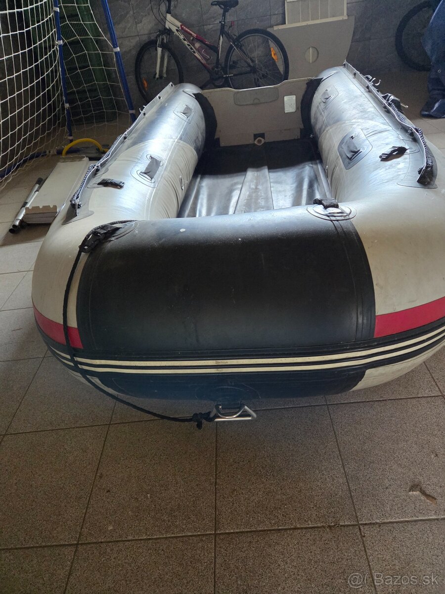 Predám nafukovací čln HSD 320 - 2