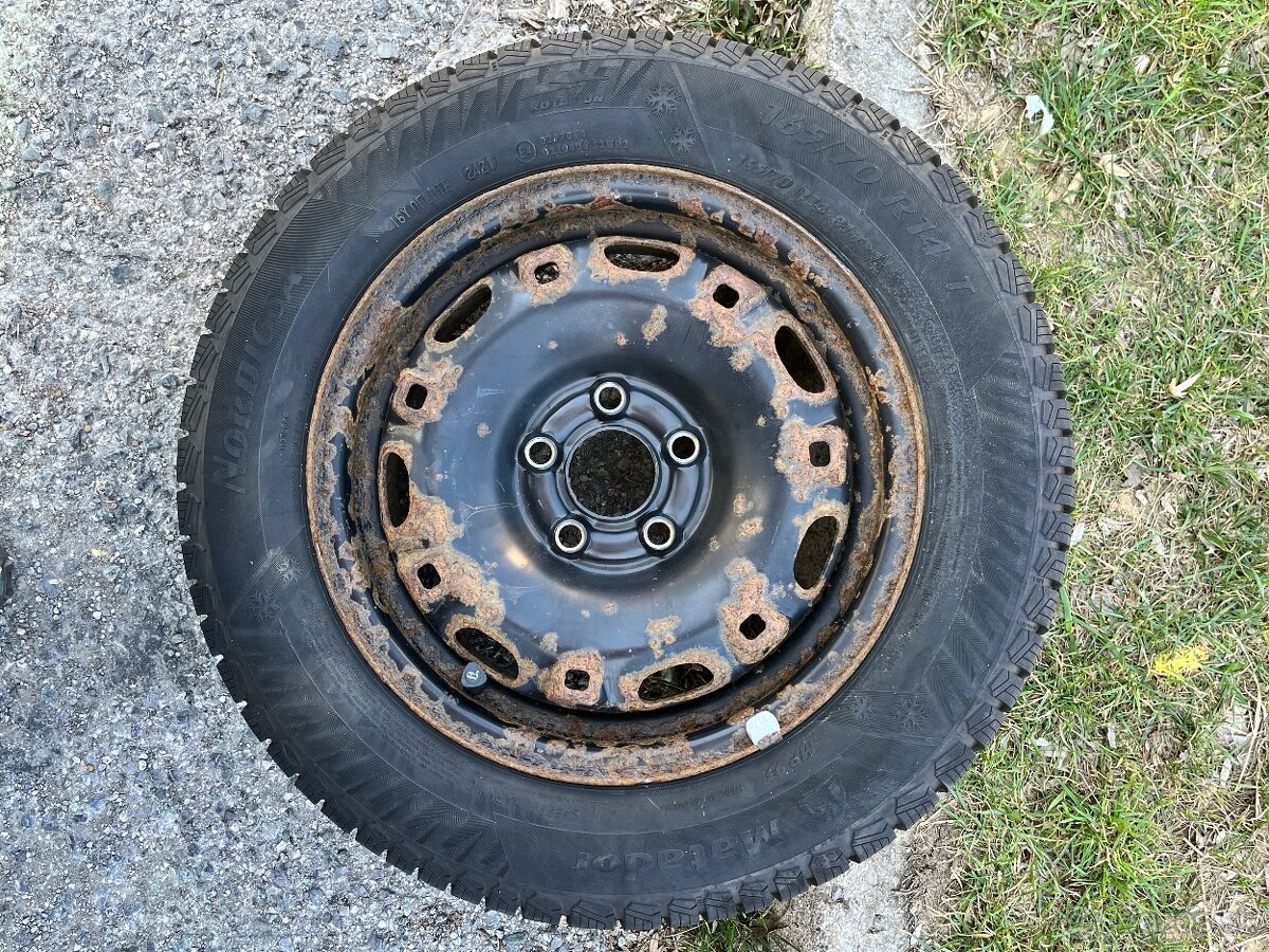 Zimné pneumatiky 165/70/r14 - 2