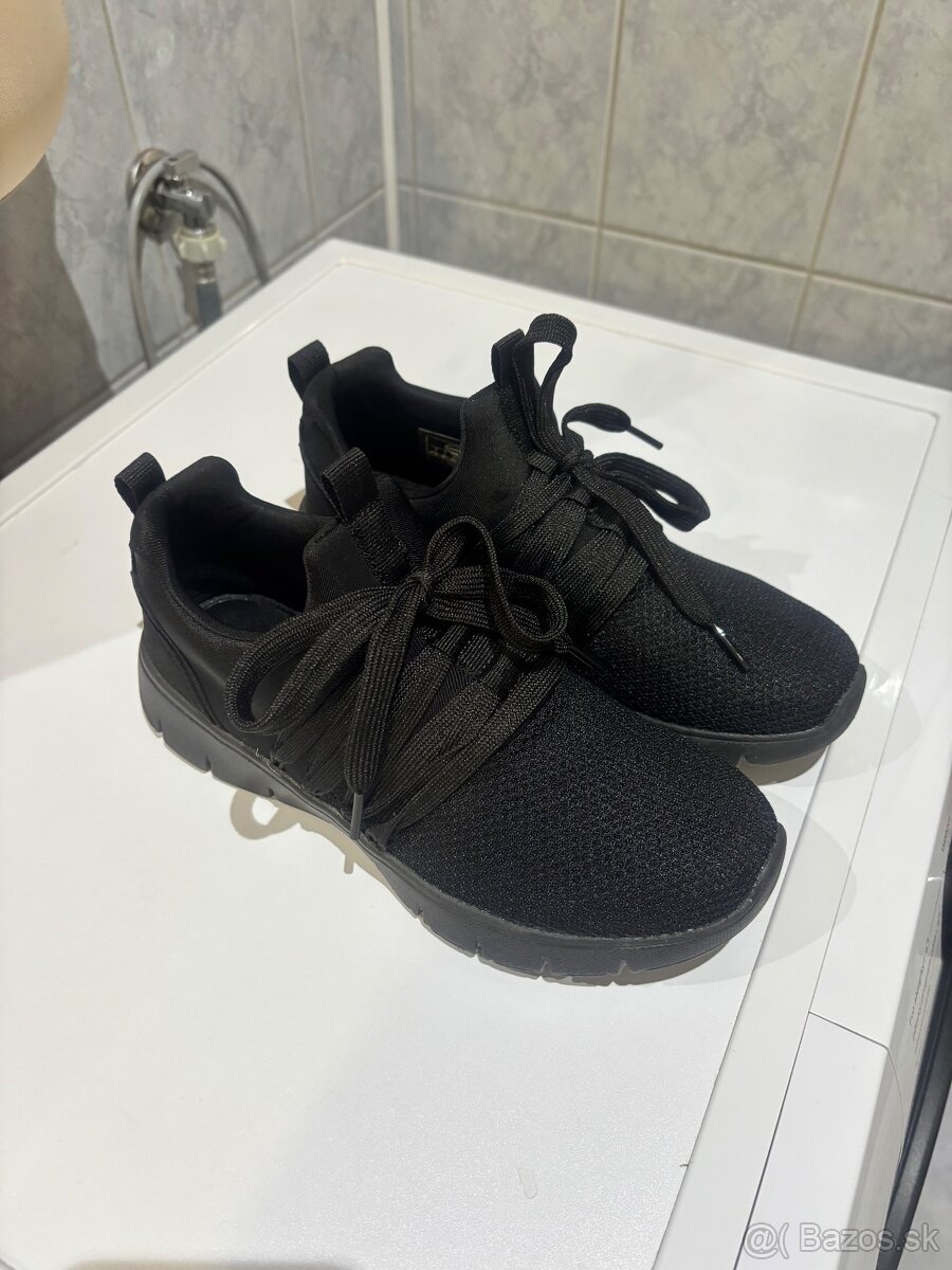 Damske tenisky Deichmann - 2