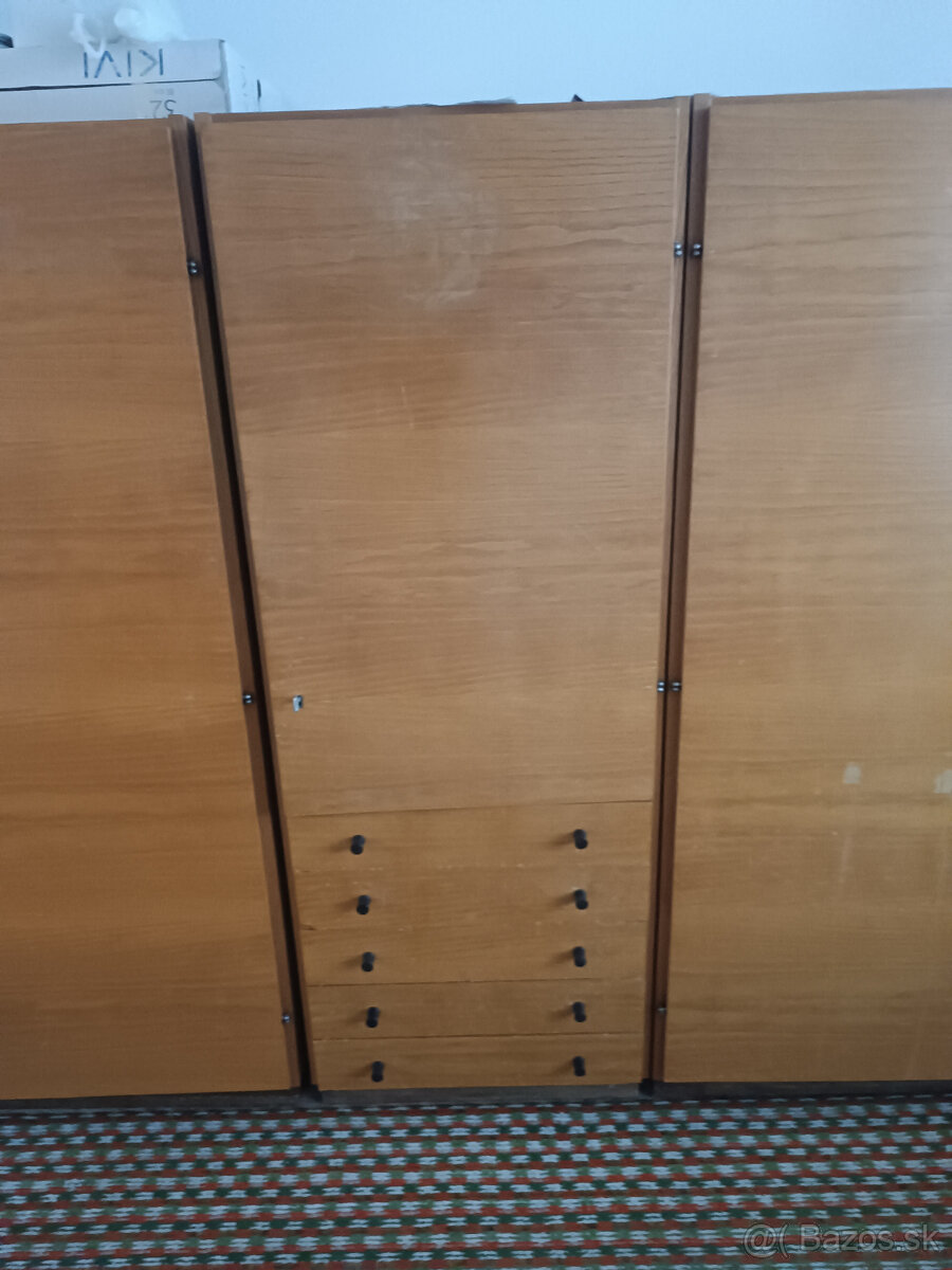Šatníkové skrine - 2