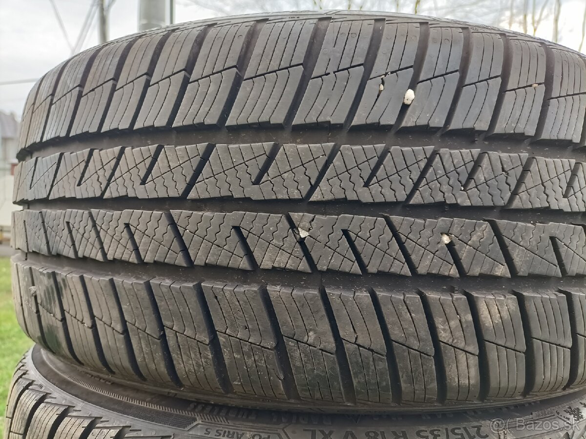 4ks zimné 215/35 R18 V XL - 2