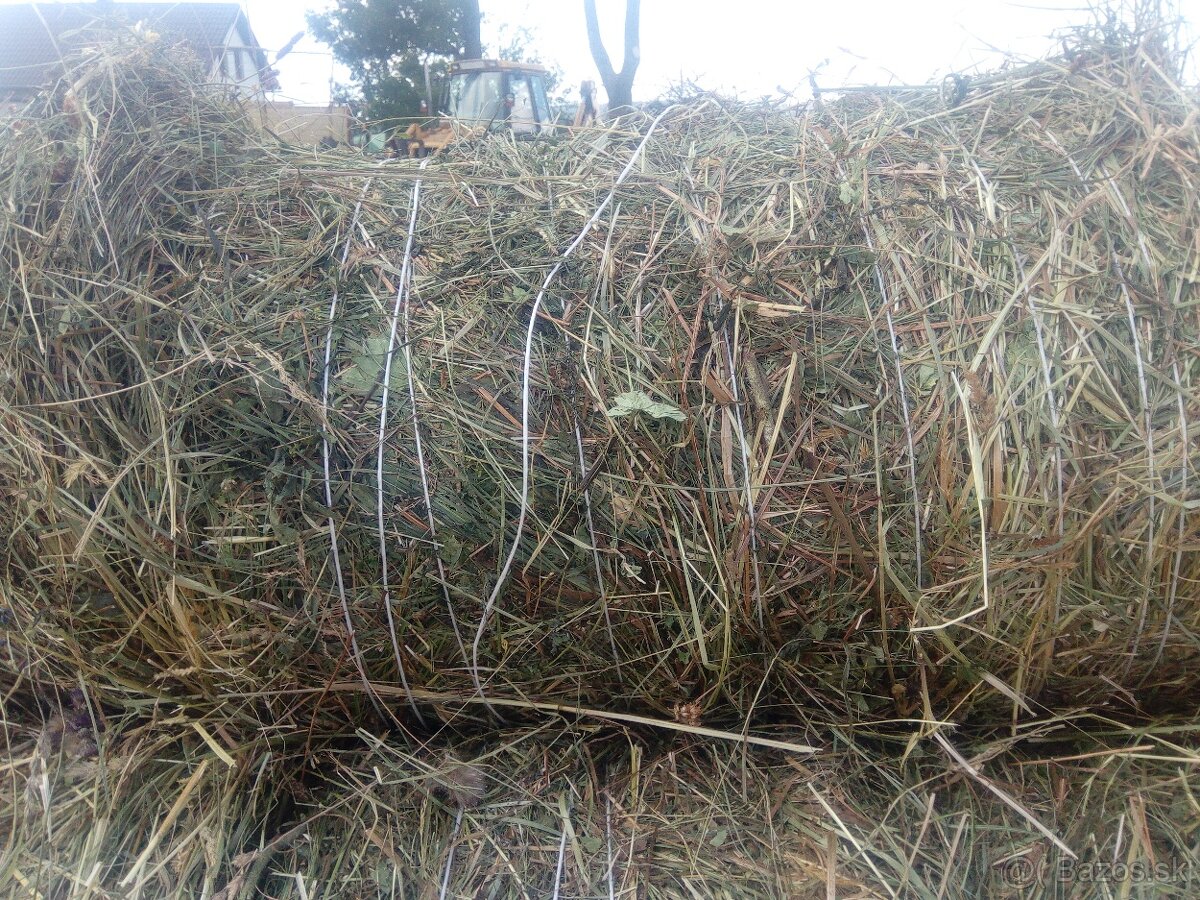 Senaž malé okrúhle balíky - 2