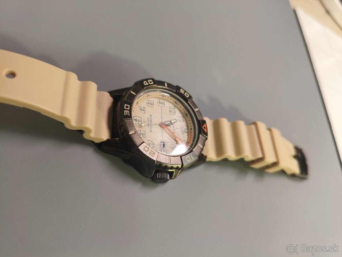 Timex expedition hodinky - 2