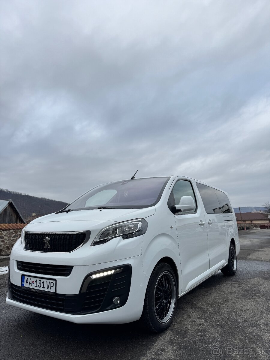 Peugeot Expert Traveller 2.0BlueHDI 180k AT/8 - 2