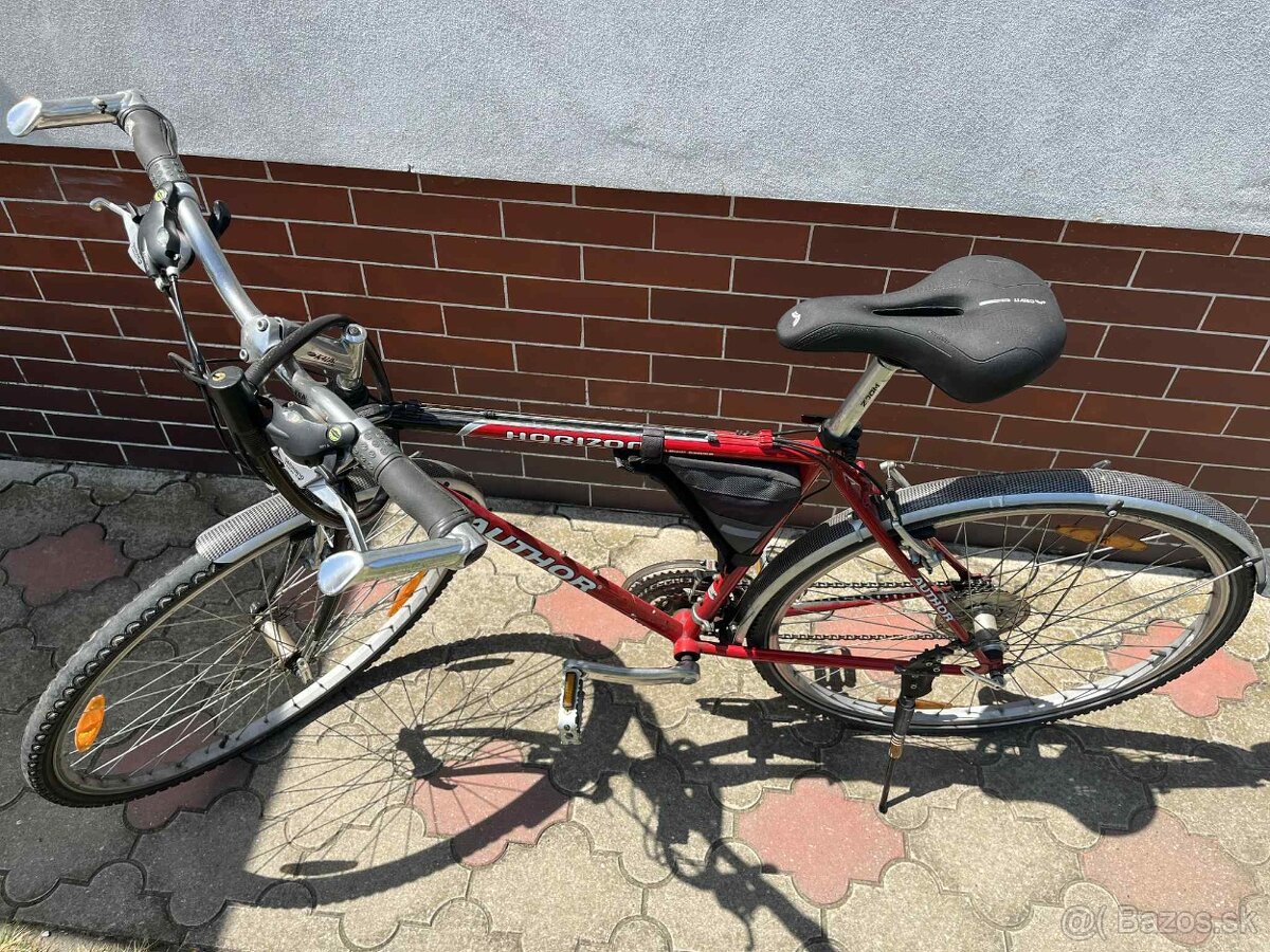 Author 28 červený - 2