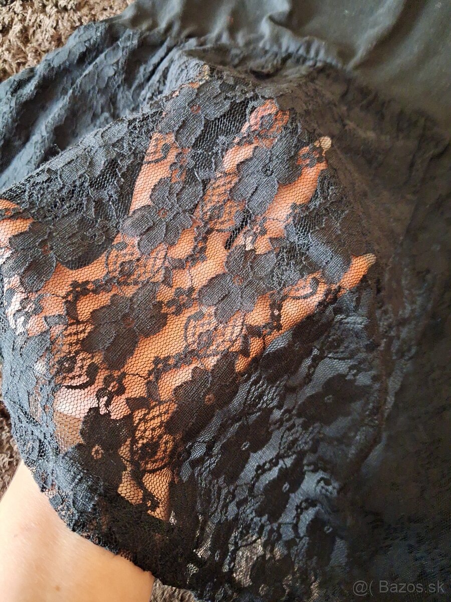 Roflivá vesta a tričko s čipkou - 2