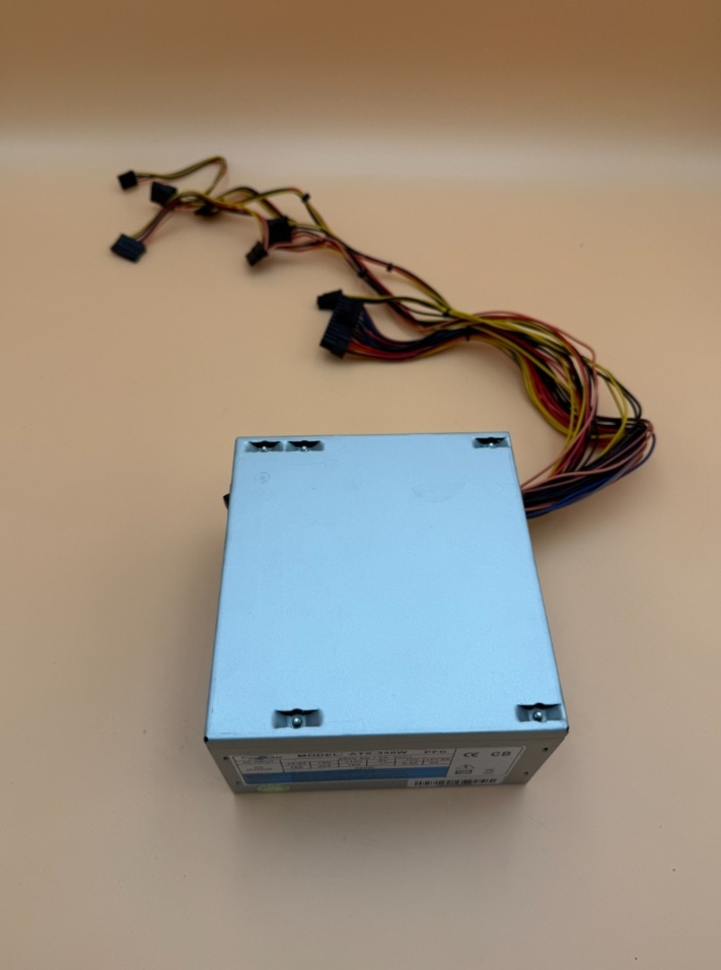 Predám PC zdroj Eurocase ATX-350W 350W - 2