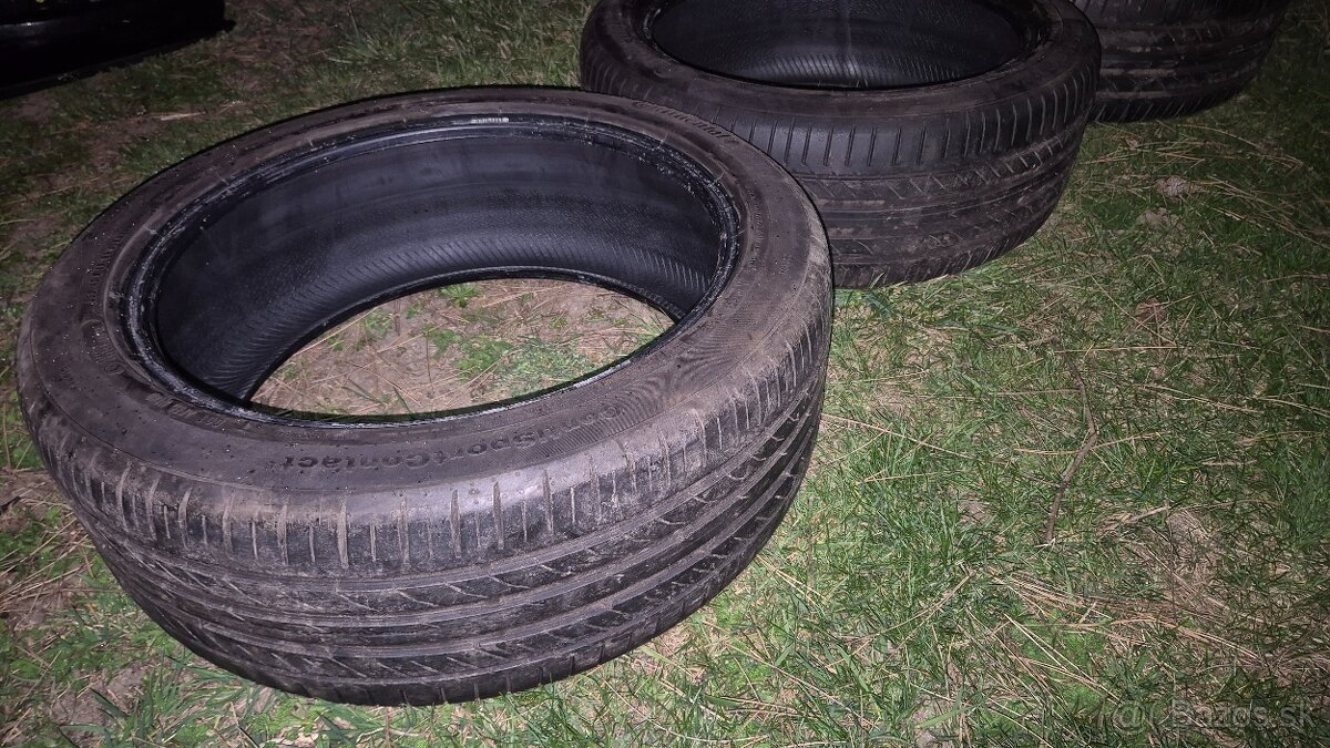 235/45 R19 - 2