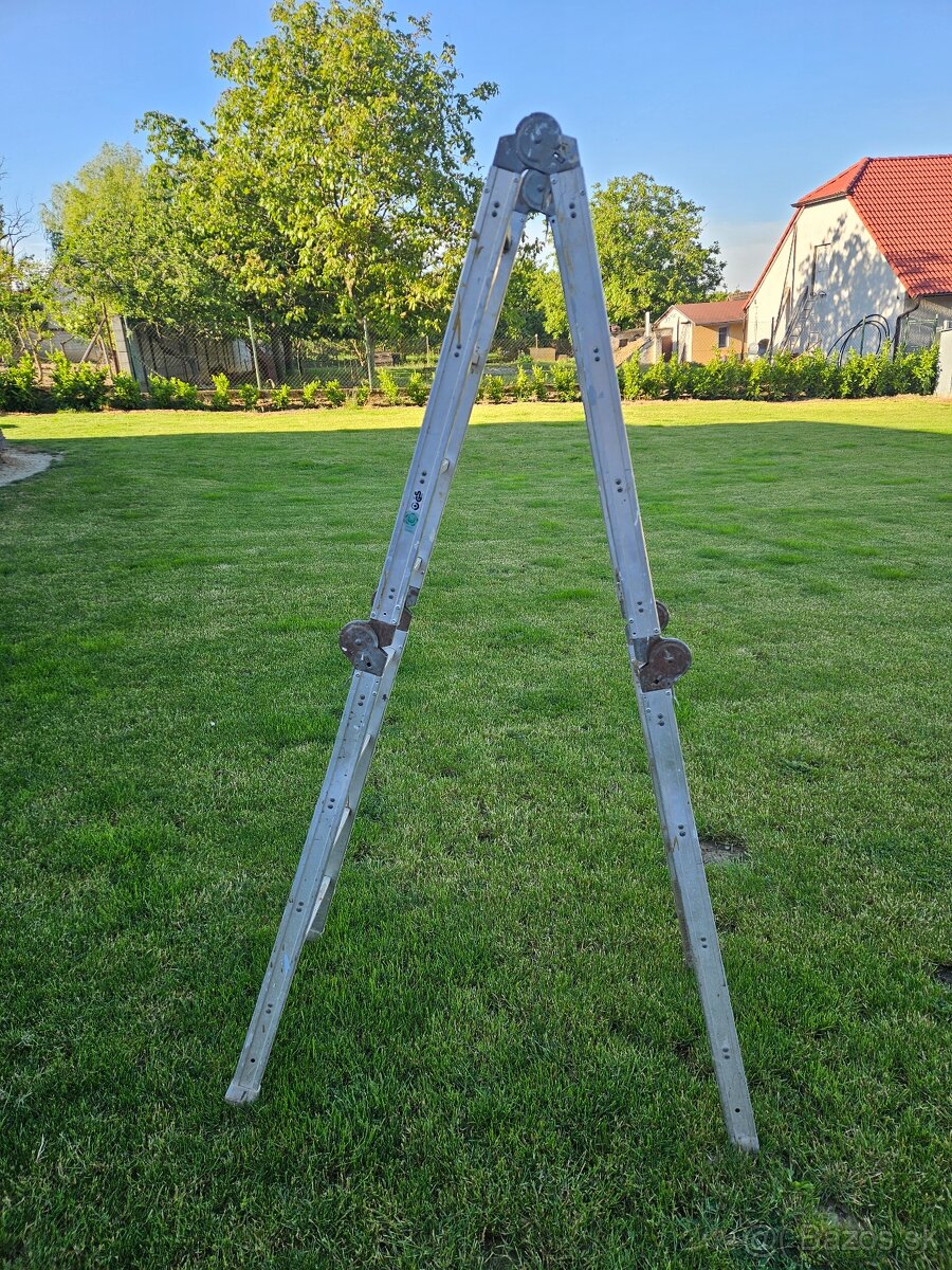 Predam skladaci rebrik 4x4 - 2