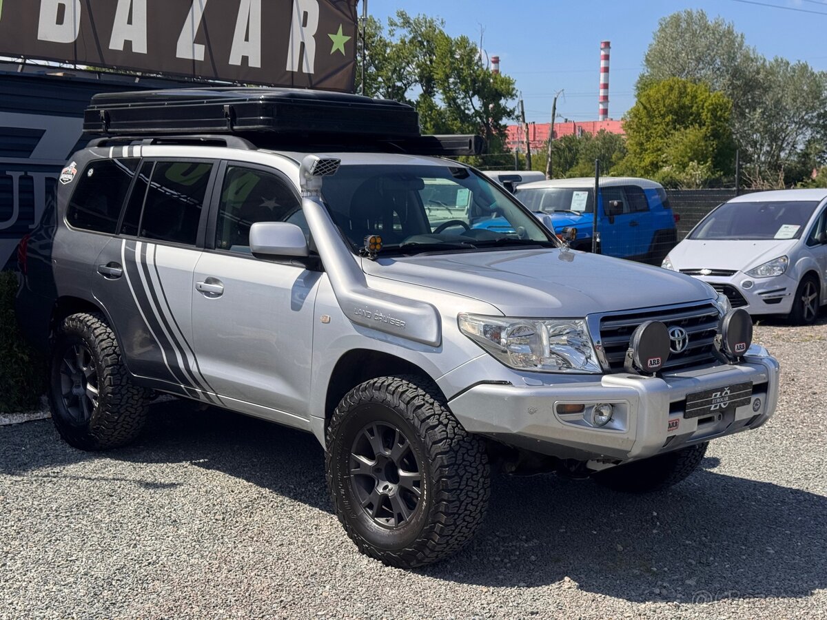 Toyota Land Cruiser 200 4.5D V8 - 2