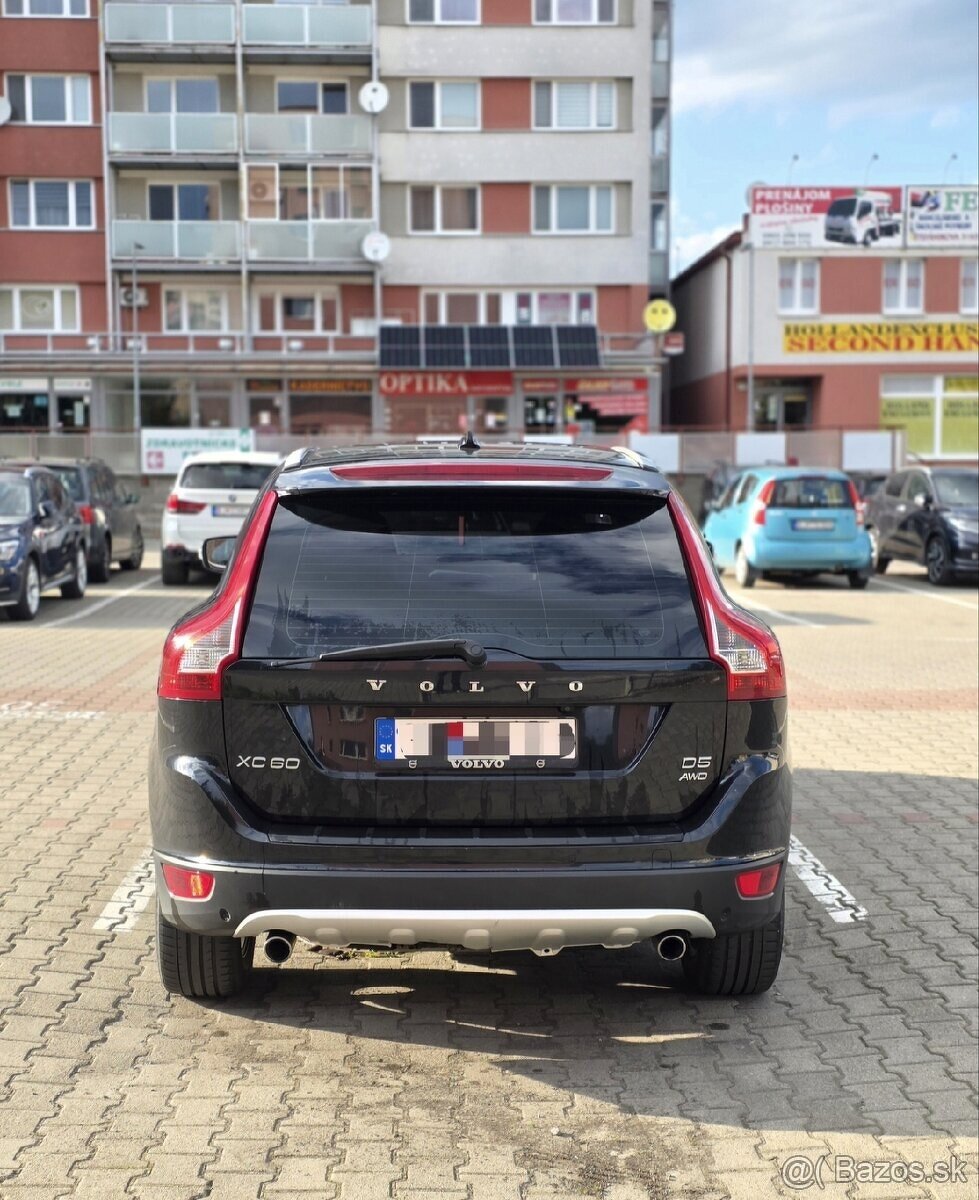 Volvo xc60 2,4D D5 151kw 4x4 - 2