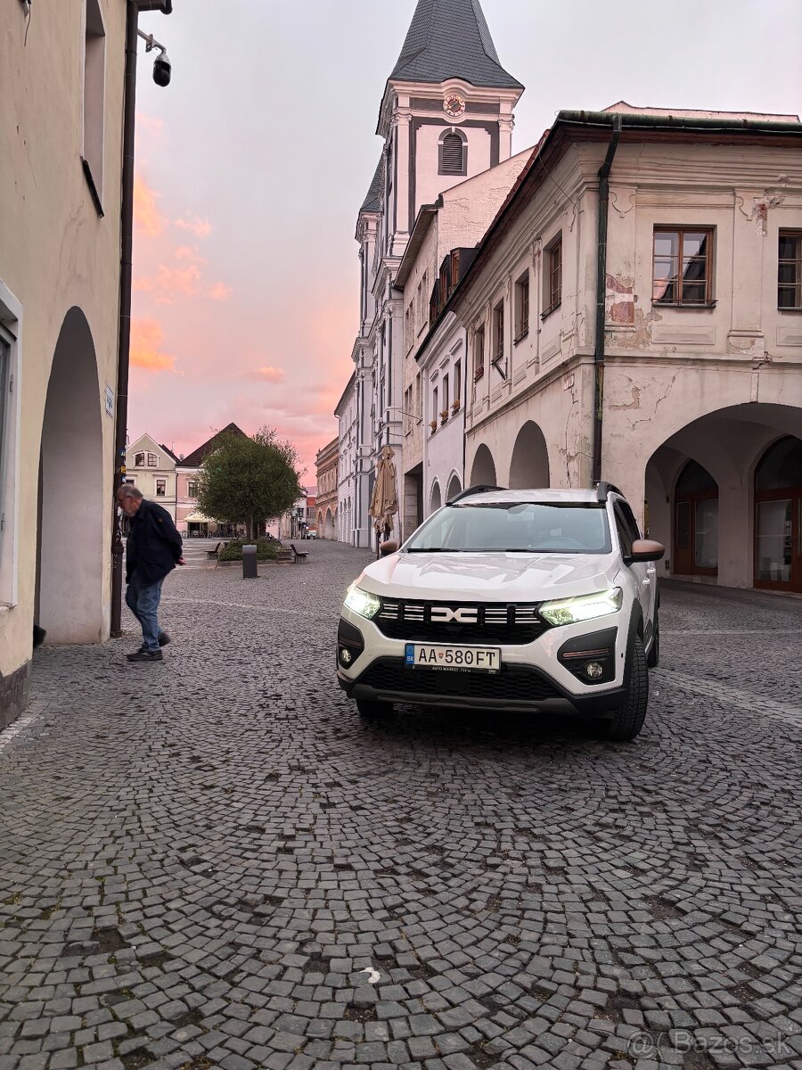 Jogger + Dacia Sleep Pack - 2