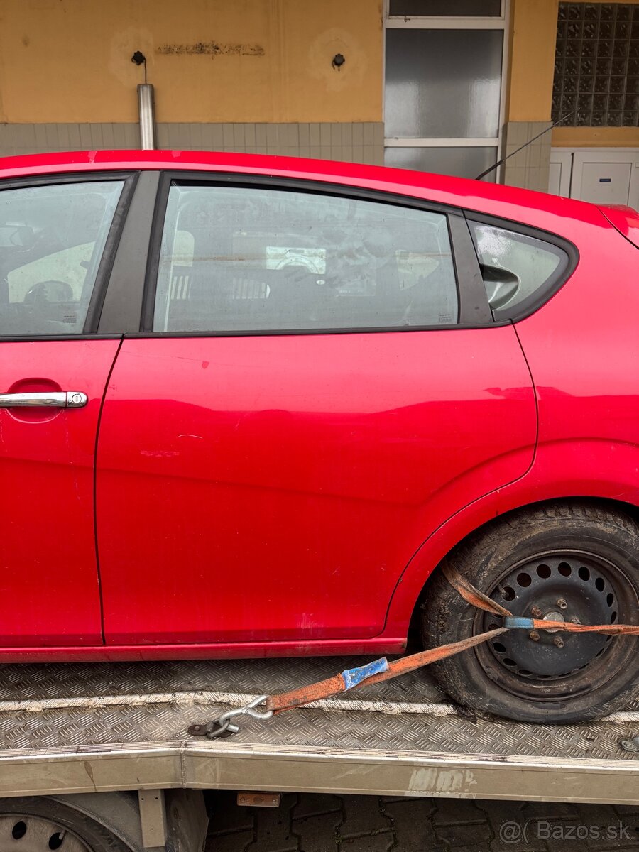Seat leon 2 2.0 103kw rozpredám - 2