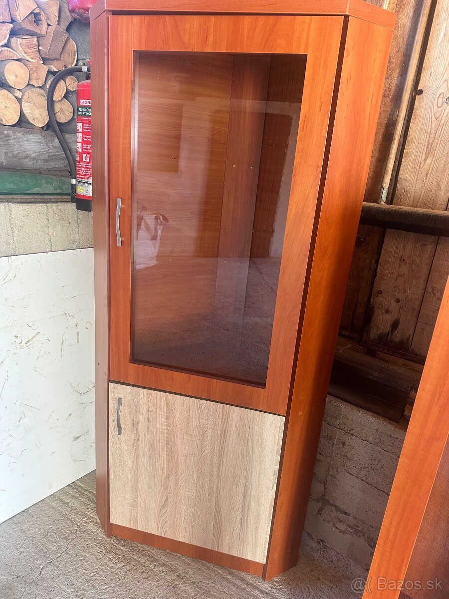 Nábytok skrine - 2