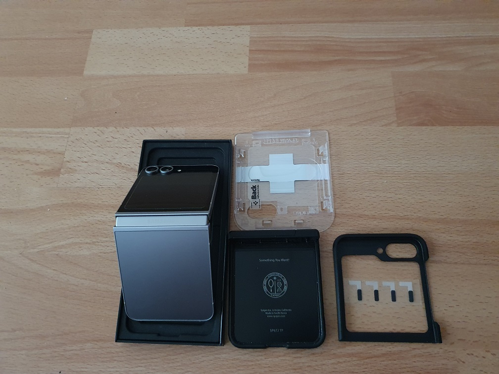 Samsung Galaxy Z Flip 6 512GB - 2