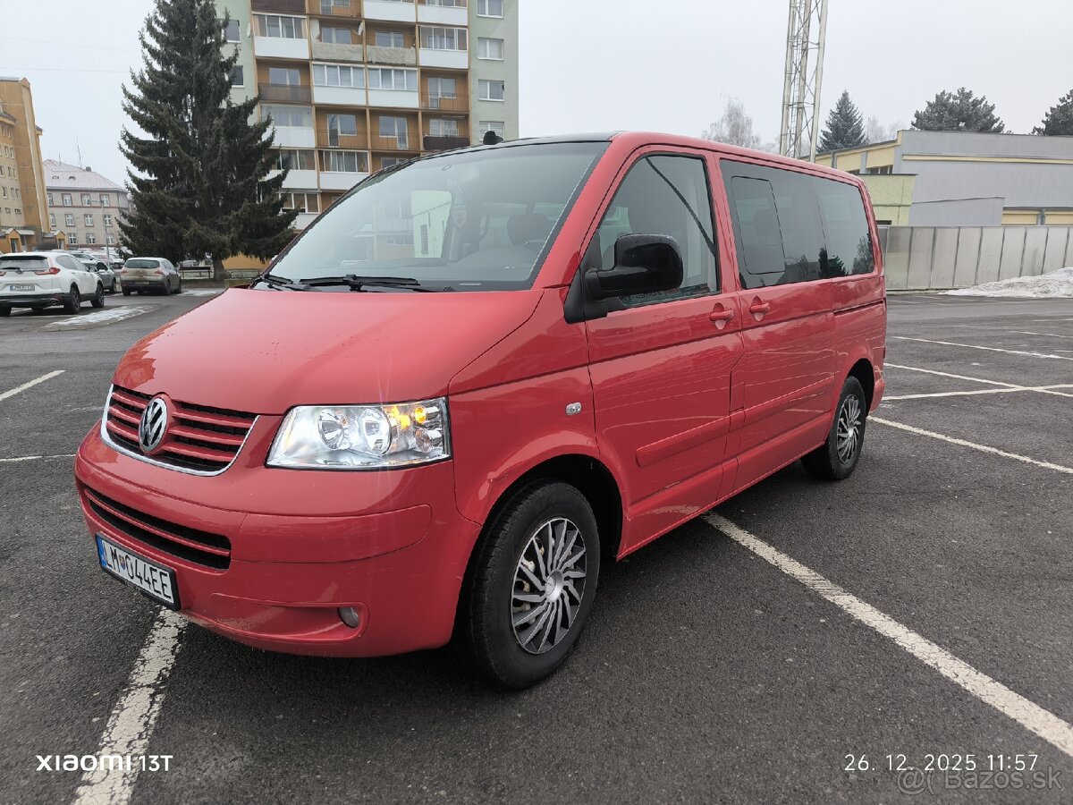 Volkswagen multivan T5 rok 2005 96 kW AXD - 2