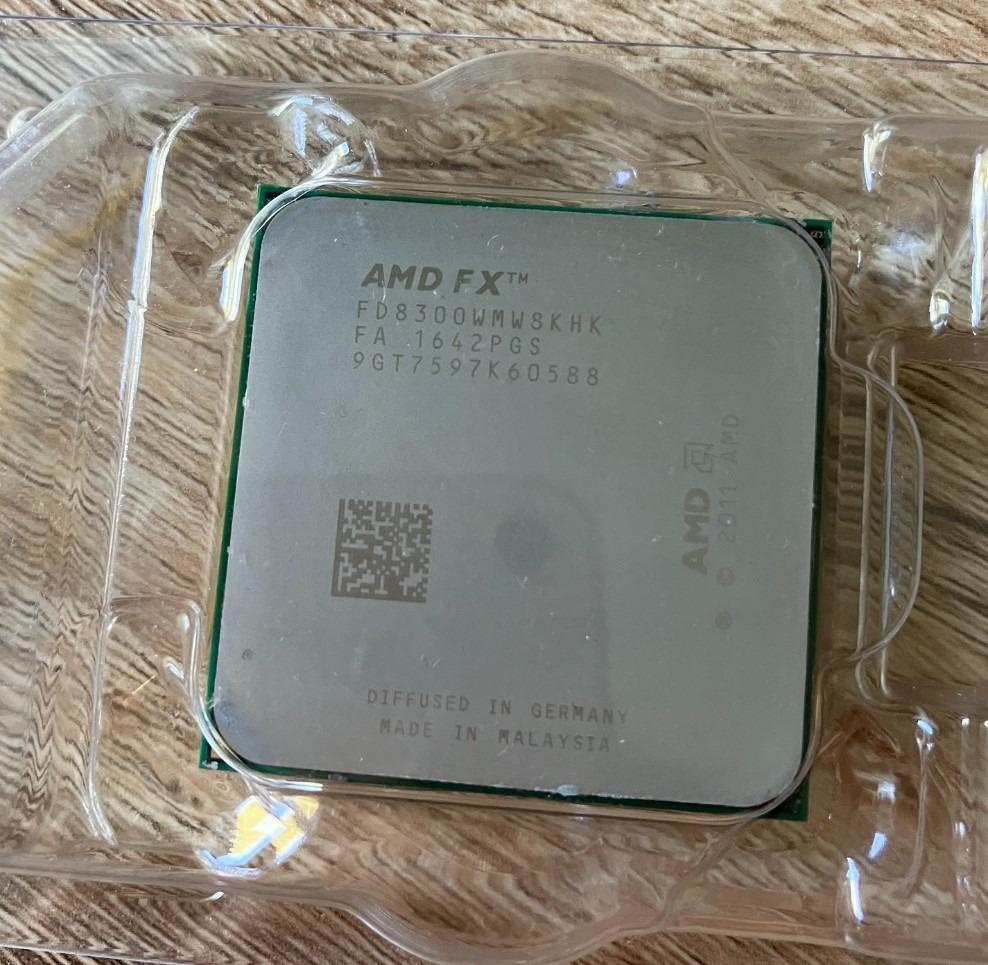 CPU AMD Vishera FX-8300 socket AM3+ TURBO 4,2Ghz - 2