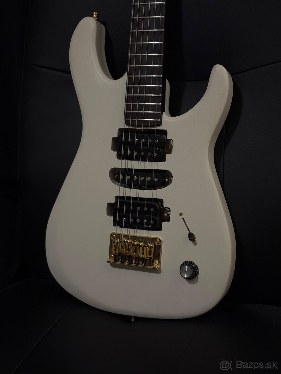 Predám Handmade Elektrickú gitaru - 2