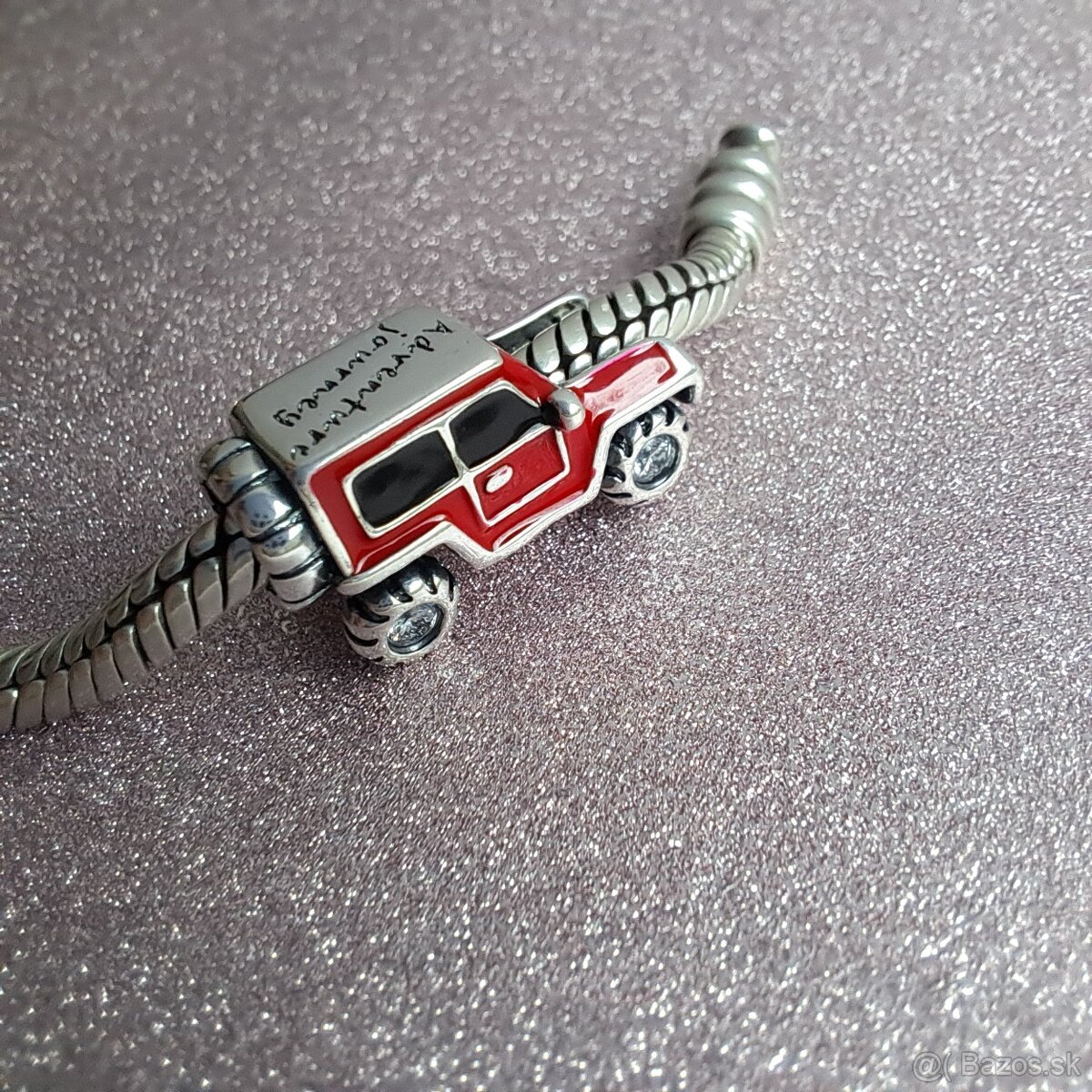 Prívesok Terénne Auto - 2