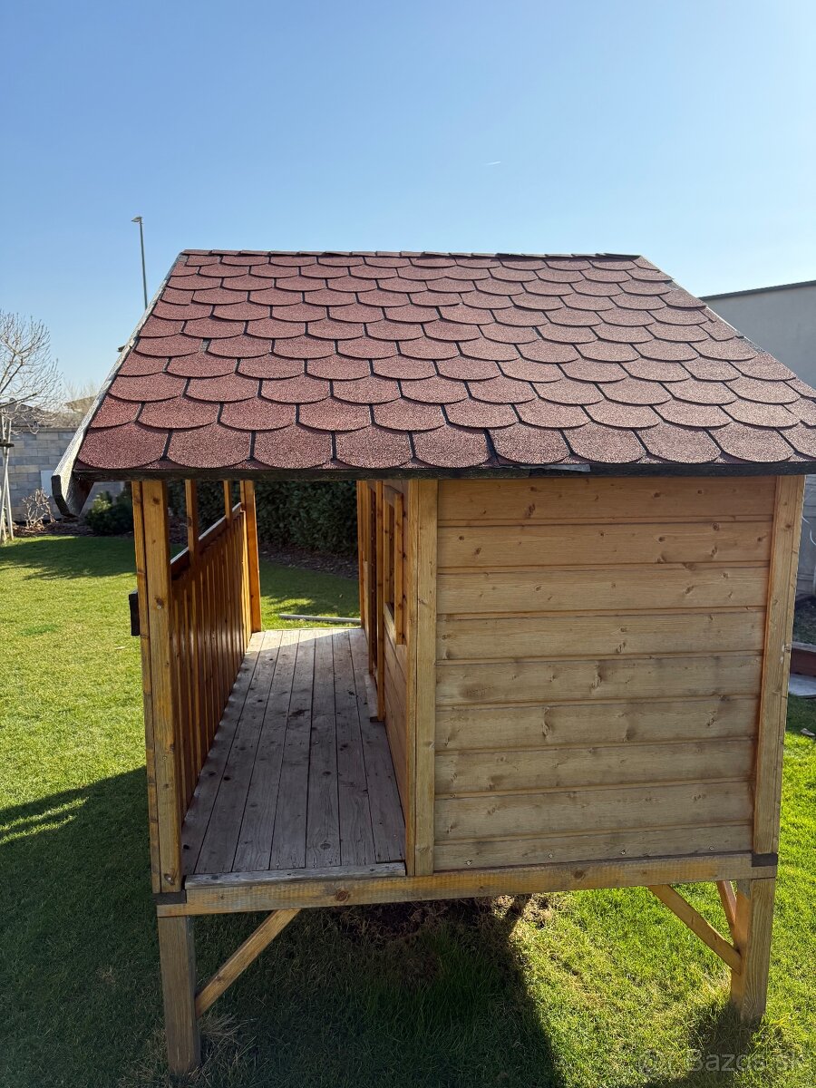 Zahradny detsky domcek - 2