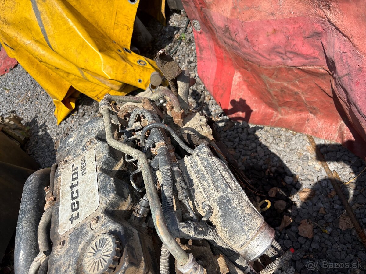 Motor Iveco tector 4 v - 2