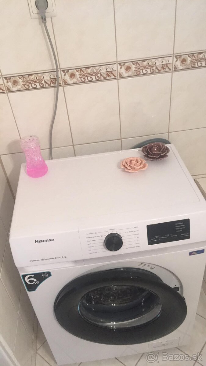Hisense práčka 6kg, plnená z predu, - 2