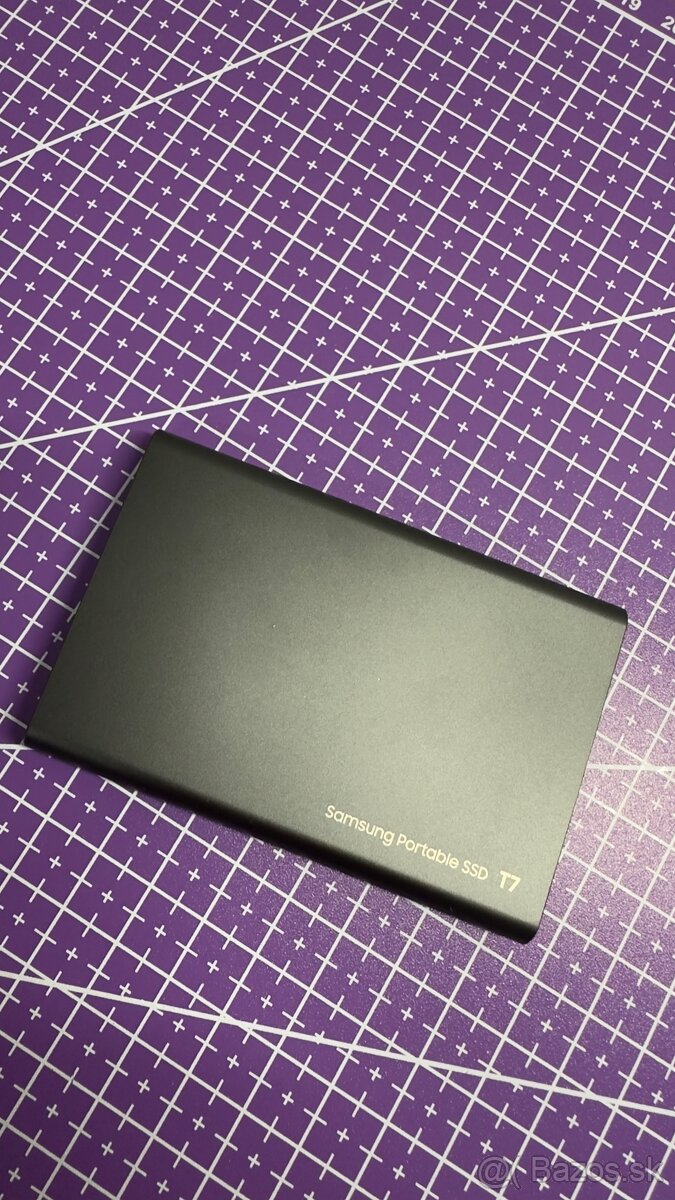 Samsung Portable SSD T7 2TB - 2