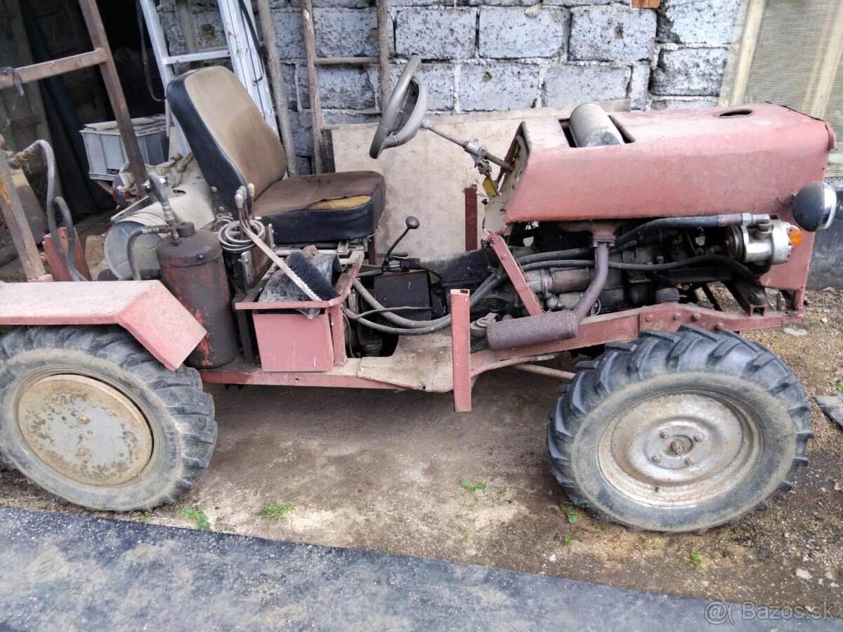 Malotraktor Domacej vyroby 4x4 + 2 pluh a vyoravak zemiakov - 2