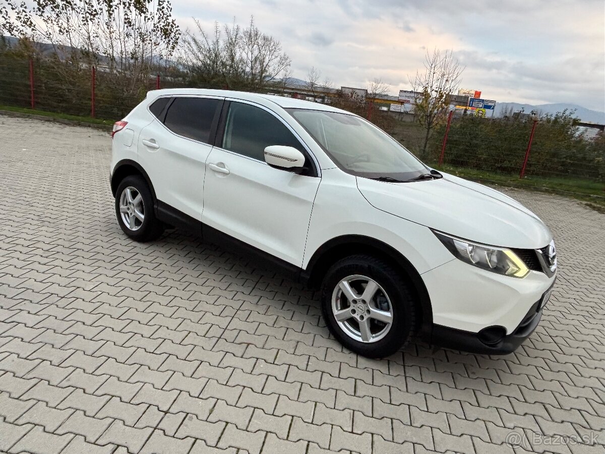 Nissan Qashqai - 2