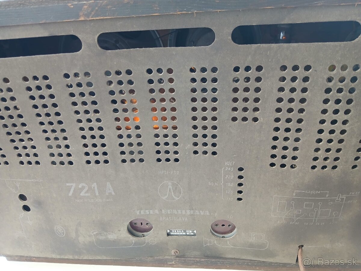 Retro rádio Tesla 721A - 2