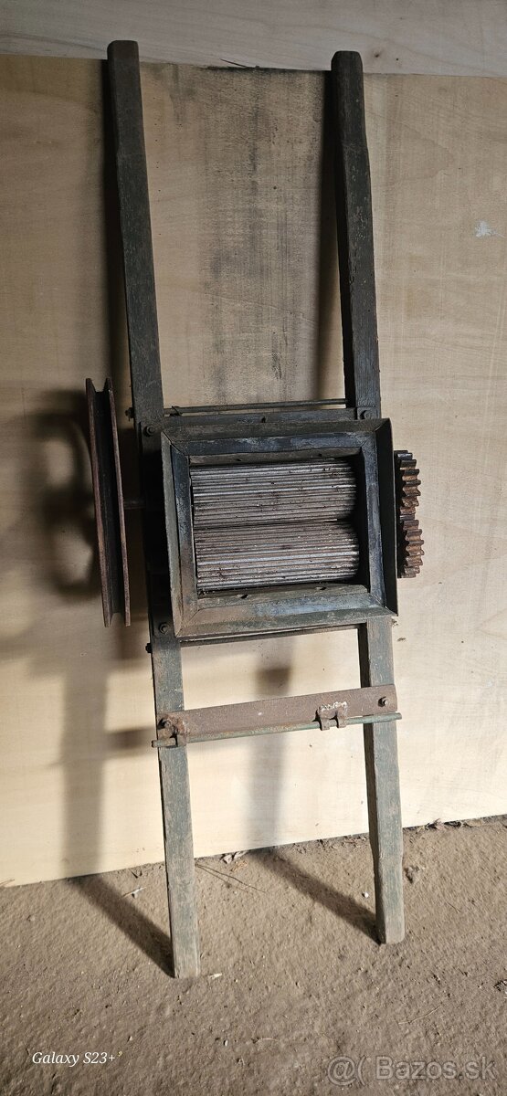 Mlynček na hrozno - 2