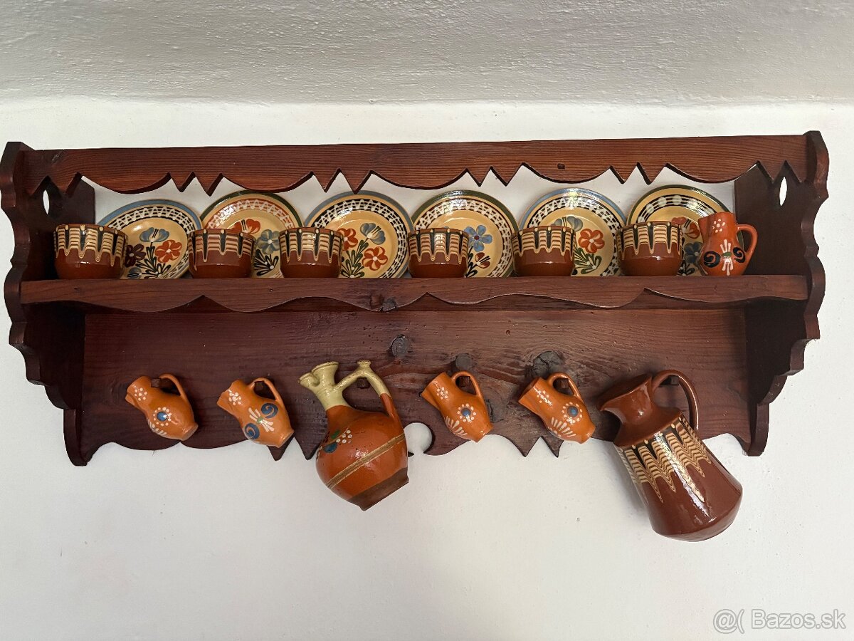 Keramika sada aj s policou - 2