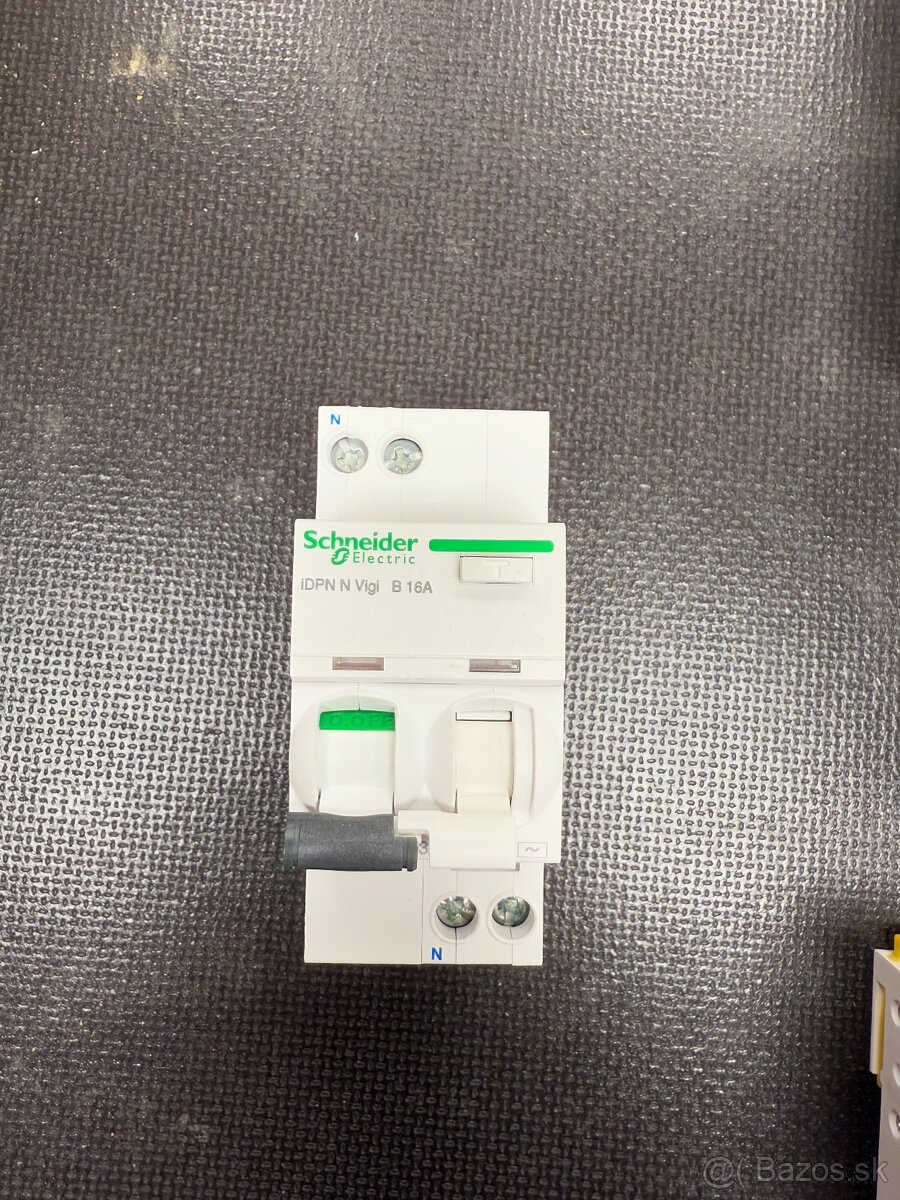 Prúdové chrániče Schneider IC60N - 2