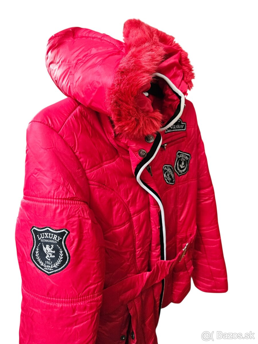 Zimná bunda s kapucňou - 2