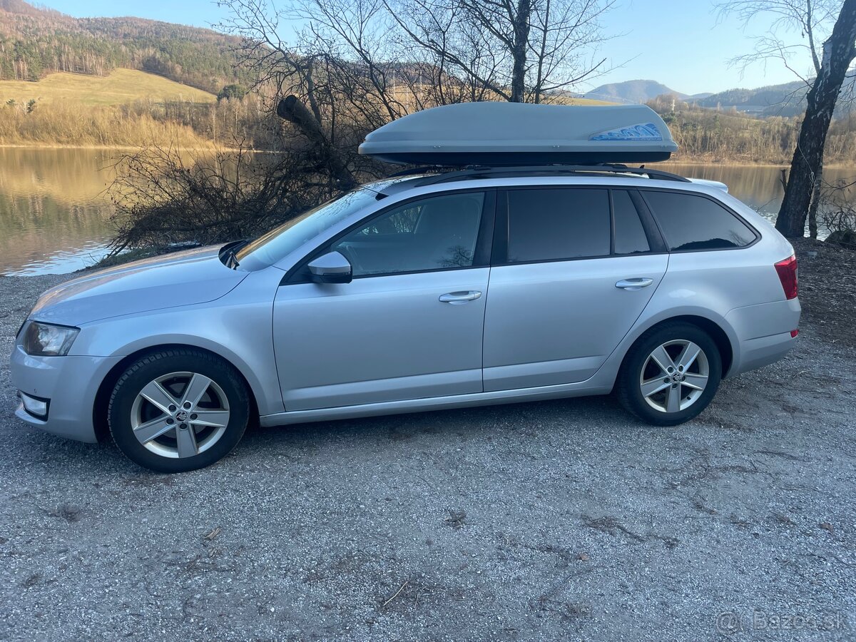 Škoda Octavia - 2
