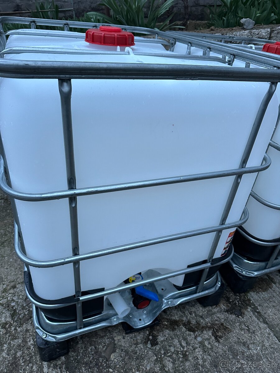IBC 600 litrové - 2