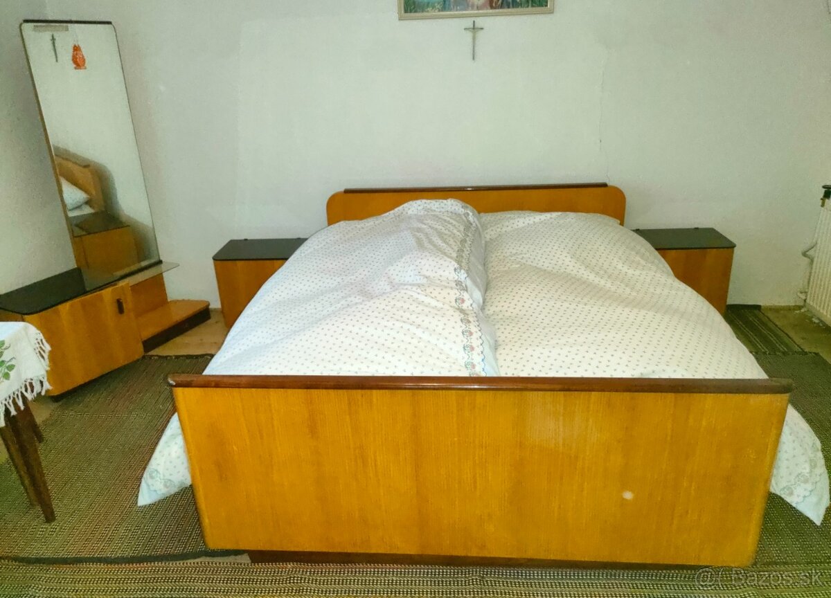 Retro spálňa : manž.posteľ + nočné stolíky - 2