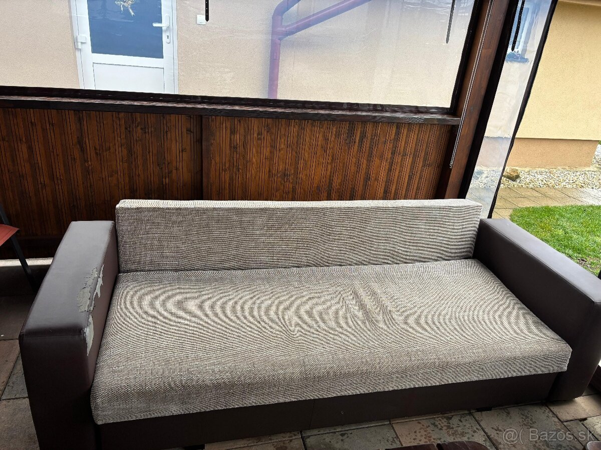 Predám gauč - 2