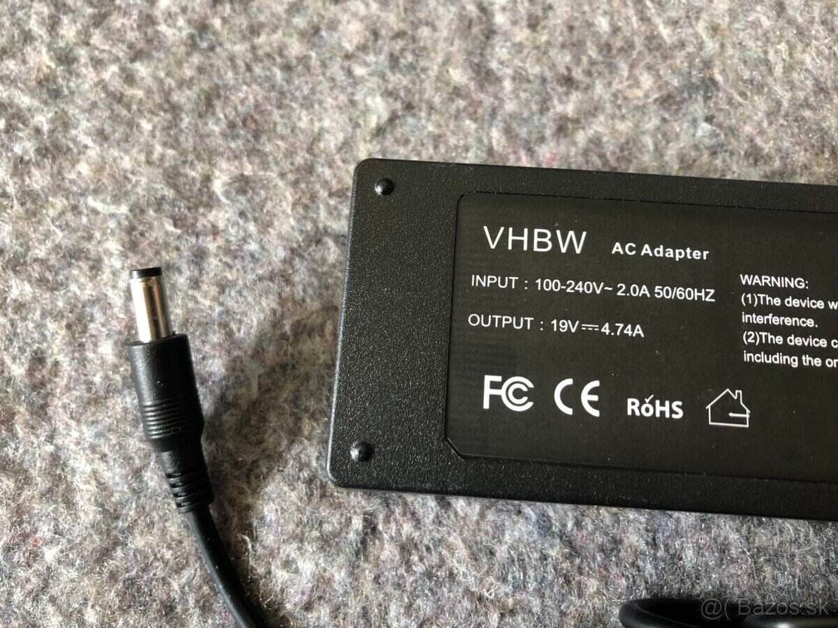 Nabíjačka na notebook TOSHIBA 19V 3,42A. . - 2