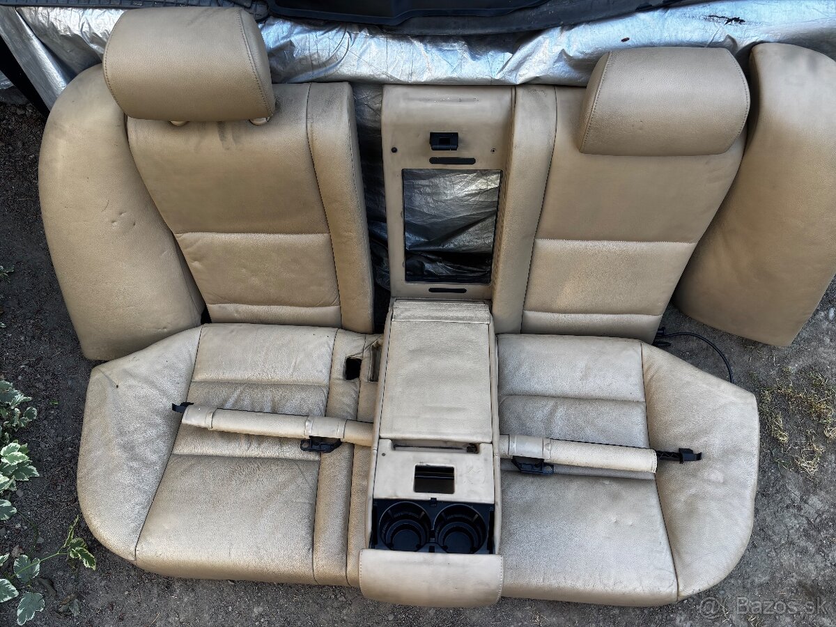 BMW E60 zadné sedadla - 2