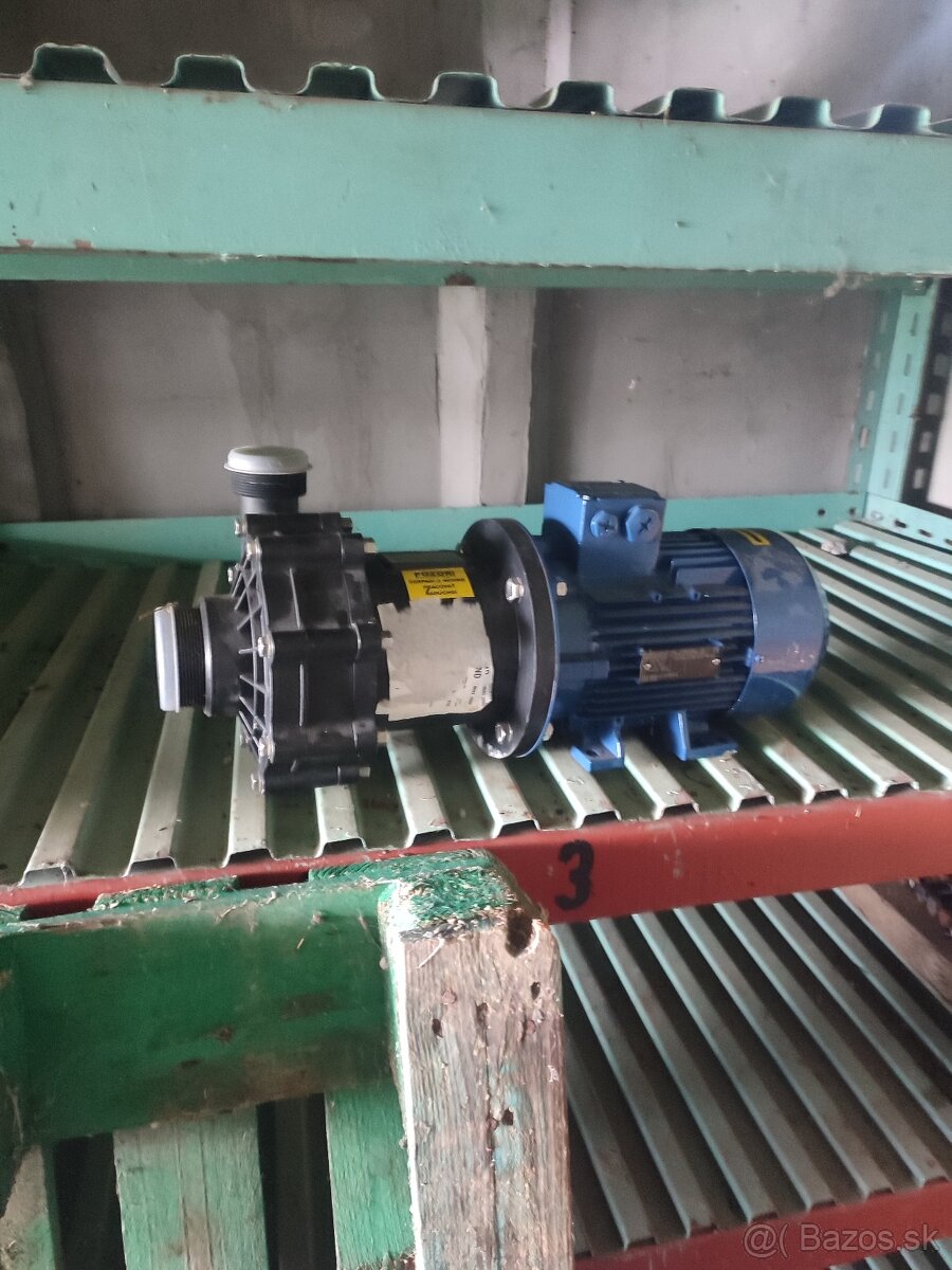 Cerpadlo s magnetickou spojkou - 2