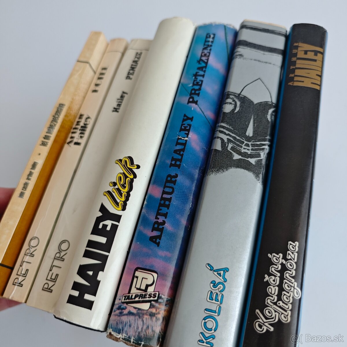 Arthur Hailey (Zbierka 7 kníh za 5€) - 2